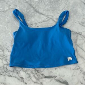 Vuori Daily Crop workout top in sky blue